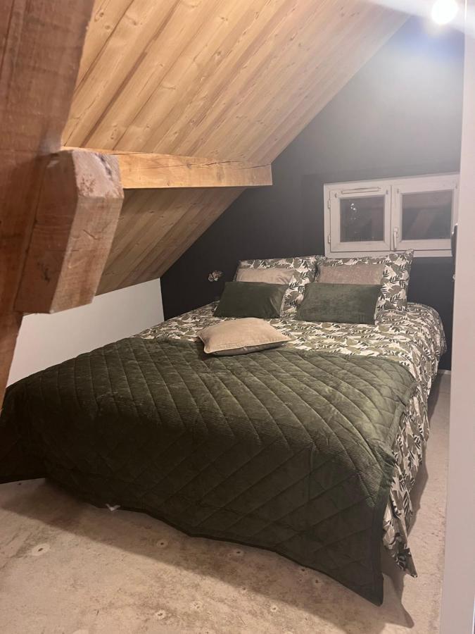 Bed and Breakfast Refuges Sous Les Toits Бур-Сен-Морис Екстер'єр фото