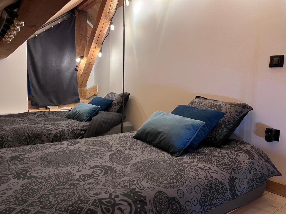 Bed and Breakfast Refuges Sous Les Toits Бур-Сен-Морис Екстер'єр фото